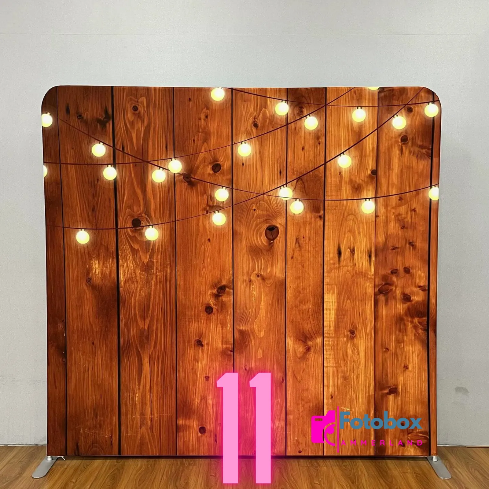 Hintergrund-Stoff Nr. 11 · Holz hell mit Lichterketten
